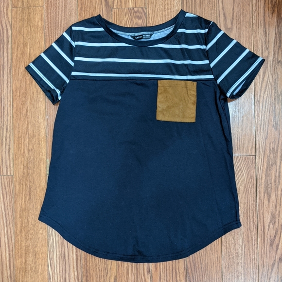 NWOT Shein T - Picture 1 of 5